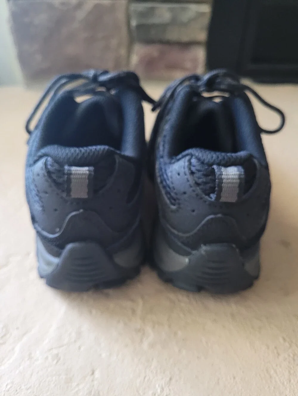 Merrell Moab 3 Low Kids - Boys Black Leather Hiking Sneakers Size 12.5M NIB